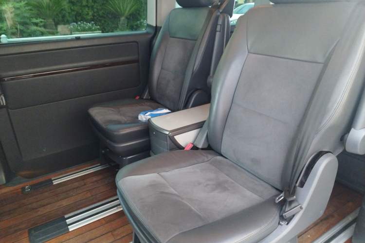Used Volkswagen Multivan 2012 2.0 TSI Two-Wheel Drive Business Edition Left Rear Seat