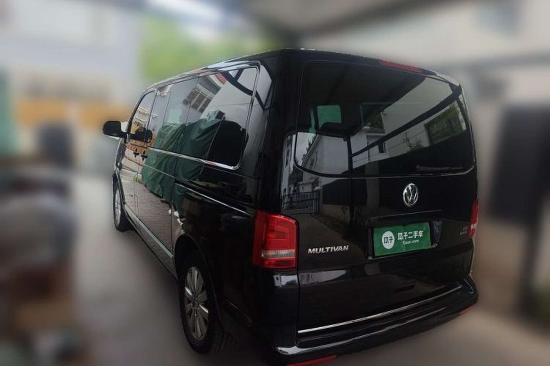 Used Volkswagen Multivan 2012 2.0 TSI Four-Wheel Drive Deluxe Edition Rear Left 45 Deg