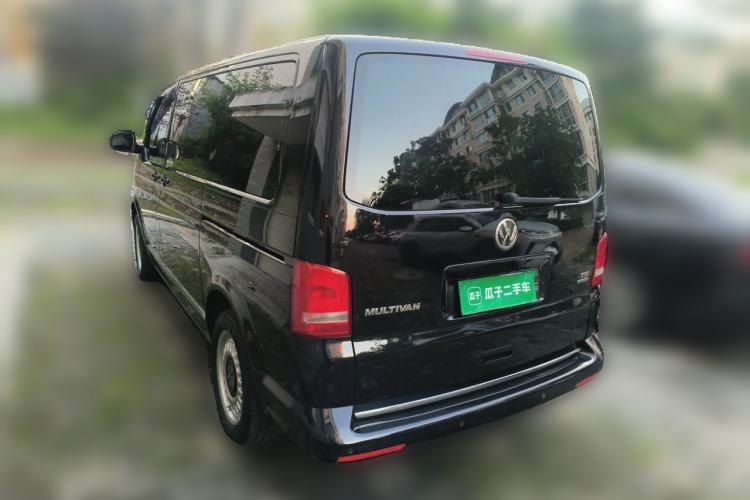 Used Volkswagen Multivan 2012 2.0 TSI Four-Wheel Drive Deluxe Edition Rear Left 45 Deg