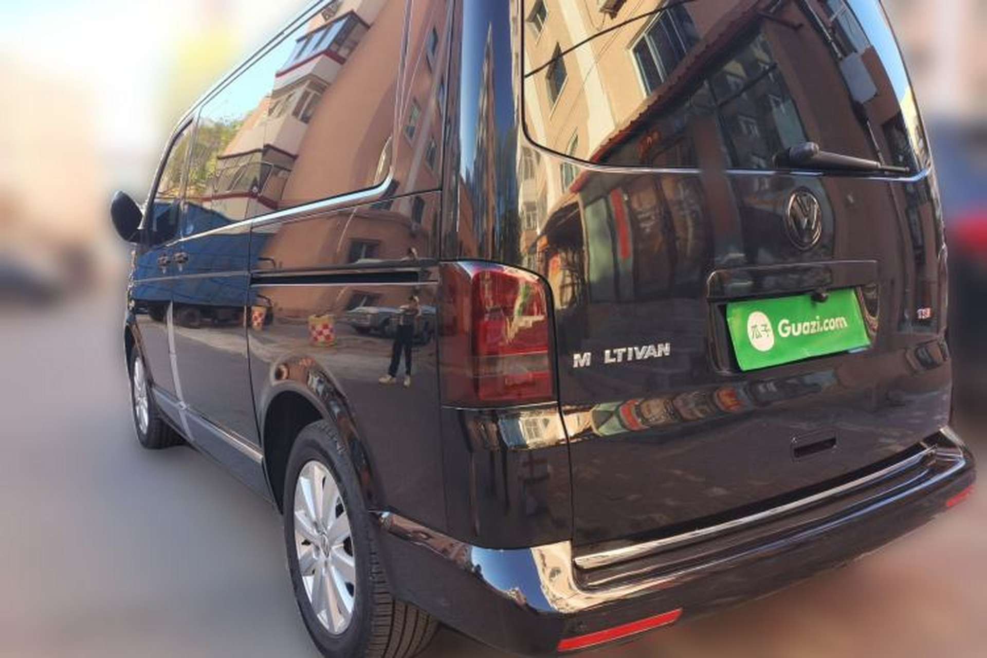 Used Volkswagen Multivan 2012 2.0 TSI Two-Wheel-Drive Luxury Edition Rear Left 45 Deg