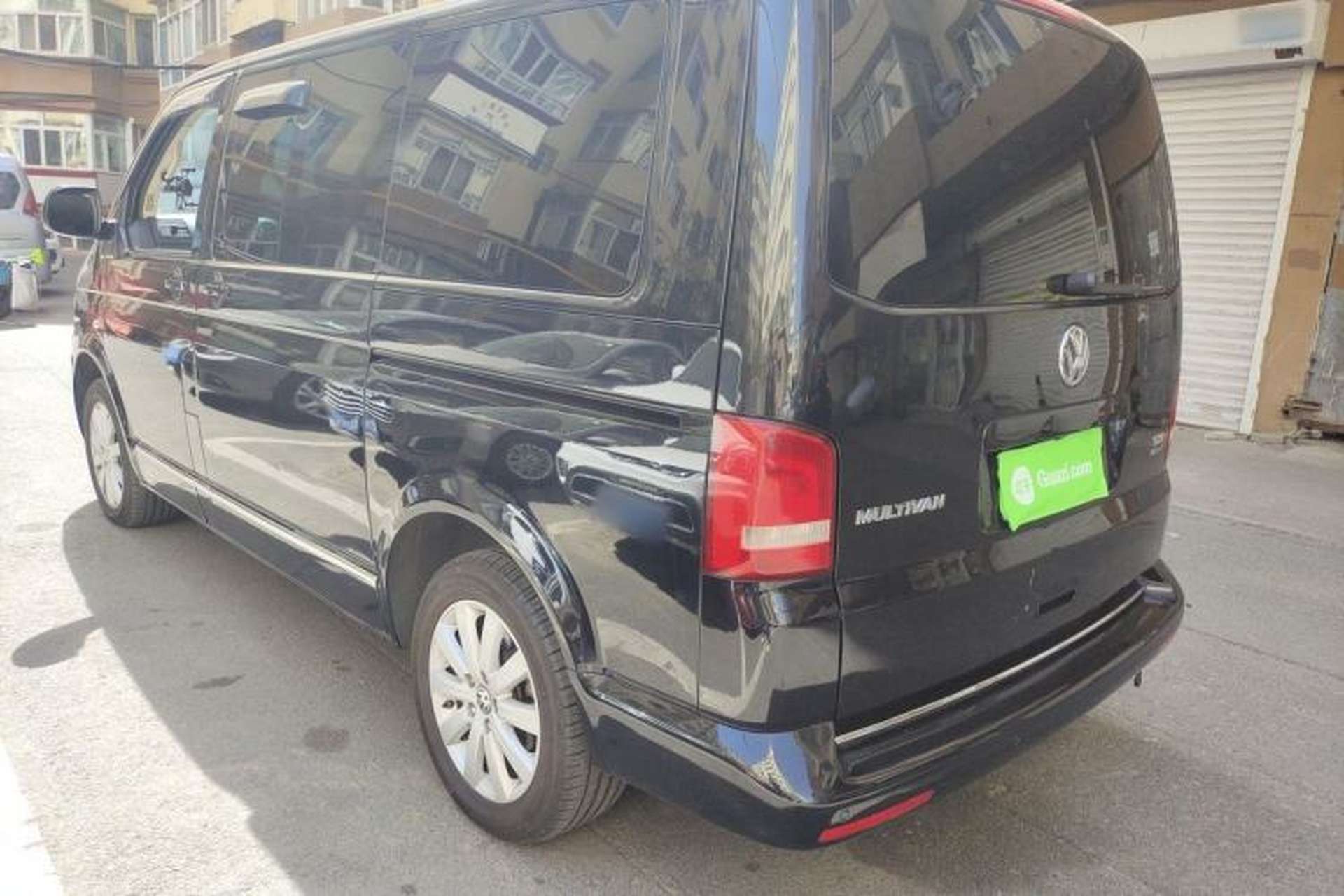 Used Volkswagen Multivan 2012 2.0 TSI Four-Wheel Drive Deluxe Edition Rear Left 45 Deg