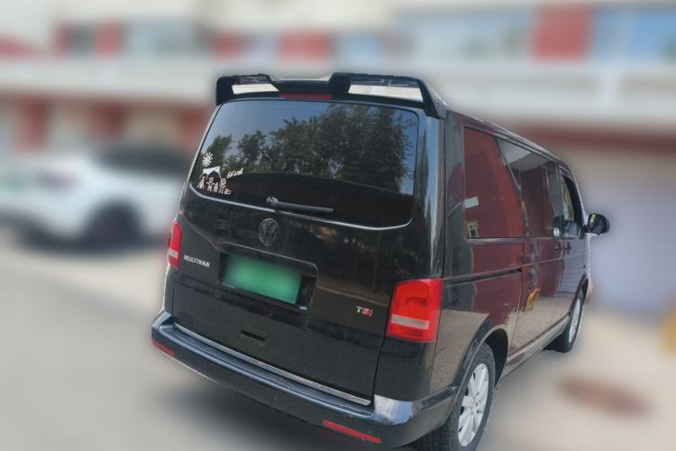 Used Volkswagen Multivan 2012 2.0 TSI Four-Wheel Drive Deluxe Edition Rear Right 45 Deg