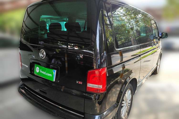 Used Volkswagen Multivan 2012 2.0 TSI Two-Wheel-Drive Luxury Edition Rear Right 45 Deg