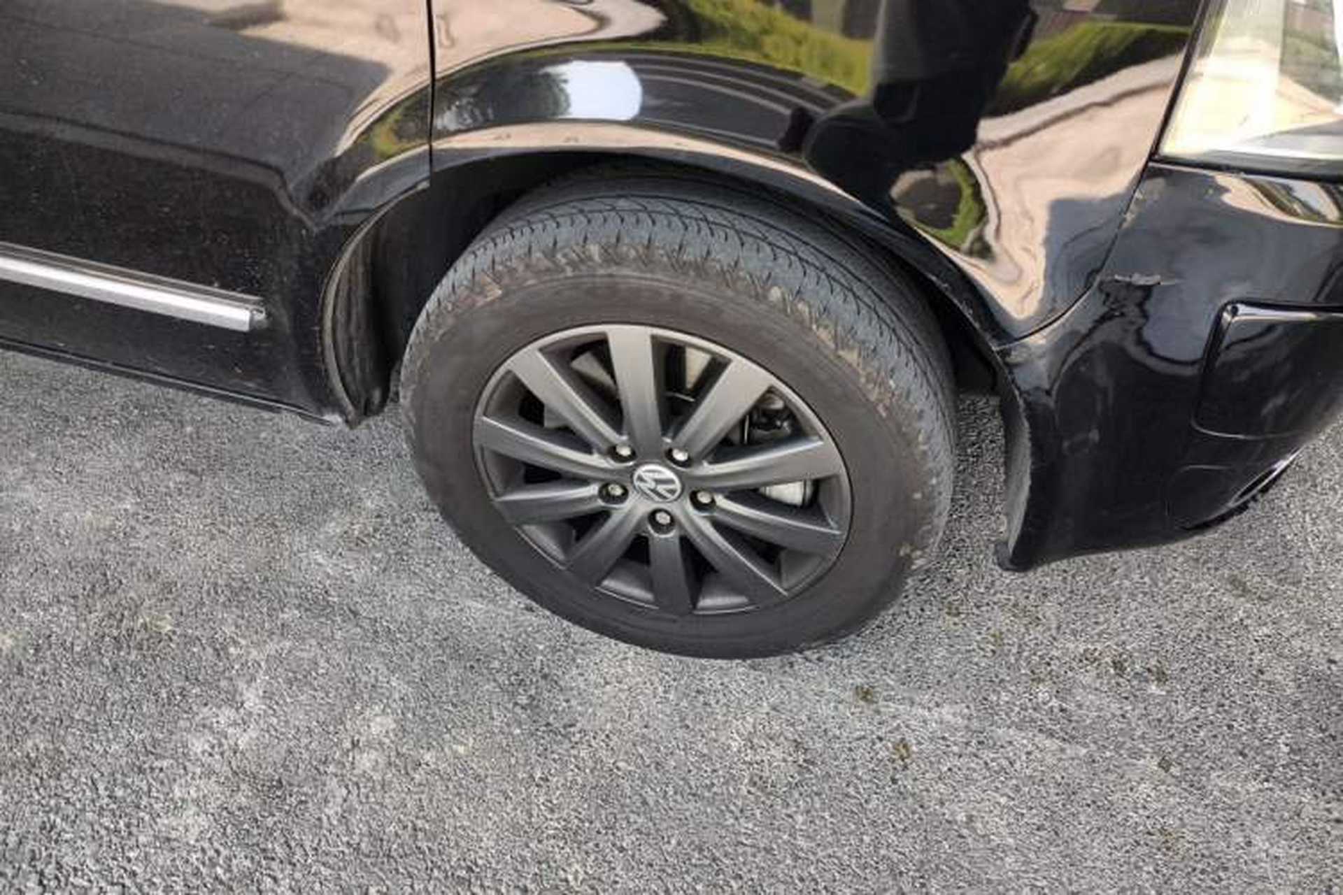 Used Volkswagen Multivan 2012 2.0 TSI Two-Wheel-Drive Luxury Edition Right Front Wheel Hub
