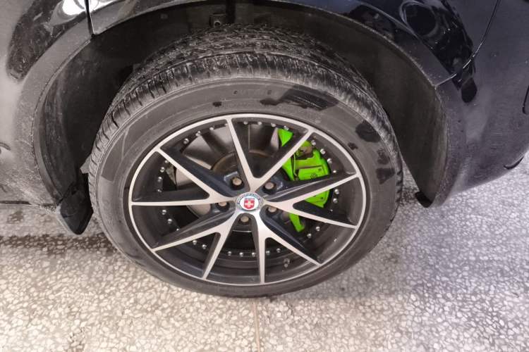 Used Volkswagen Multivan 2012 2.0 TSI Two-Wheel-Drive Luxury Edition Right Front Wheel Hub