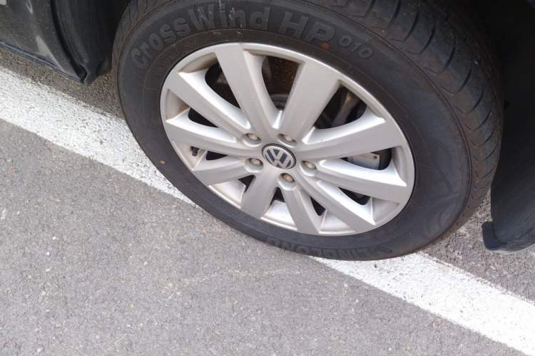 Used Volkswagen Multivan 2012 2.0 TSI Two-Wheel Drive Business Edition Right Front Wheel Hub