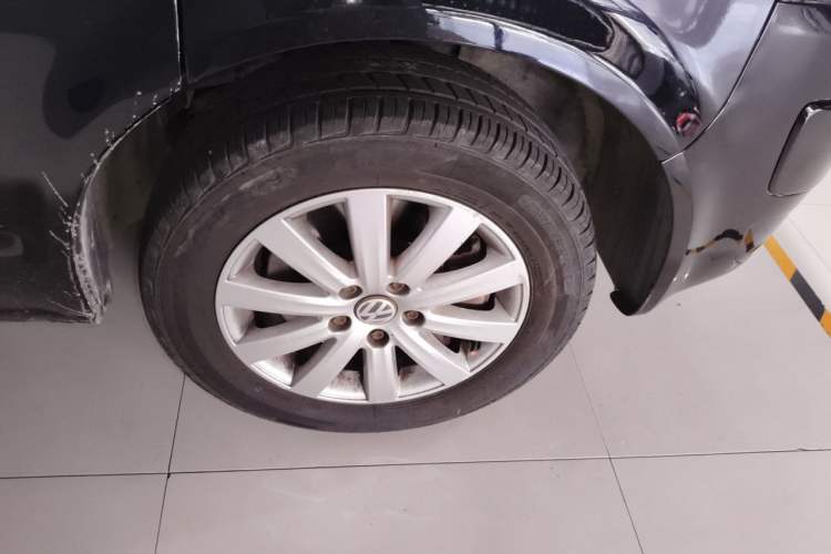 Used Volkswagen Multivan 2012 2.0 TSI Two-Wheel Drive Business Edition Right Front Wheel Hub