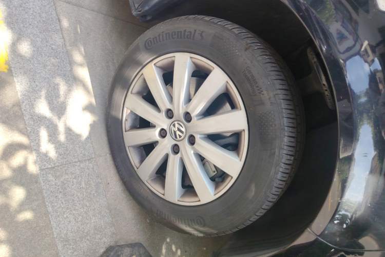 Used Volkswagen Multivan 2012 2.0 TSI Two-Wheel Drive Business Edition Right Front Wheel Hub