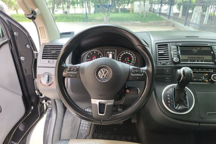 Used Volkswagen Multivan 2012 2.0 TSI Four-Wheel Drive Deluxe Edition Steering Wheel
