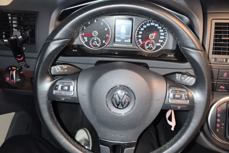 Used Volkswagen Multivan 2012 2.0 TSI Four-Wheel Drive Deluxe Edition Steering Wheel