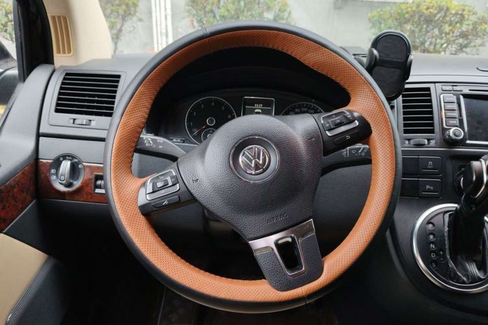 Used Volkswagen Multivan 2012 2.0 TSI Four-Wheel Drive Deluxe Edition Steering Wheel