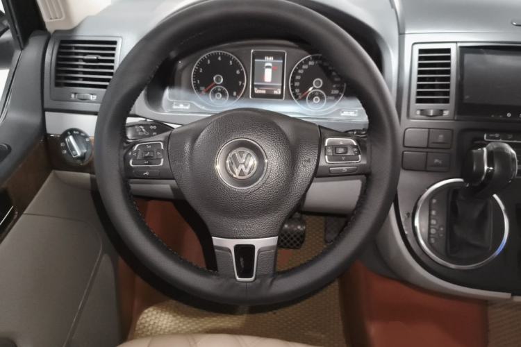 Used Volkswagen Multivan 2012 2.0 TSI Two-Wheel Drive Business Edition Steering Wheel