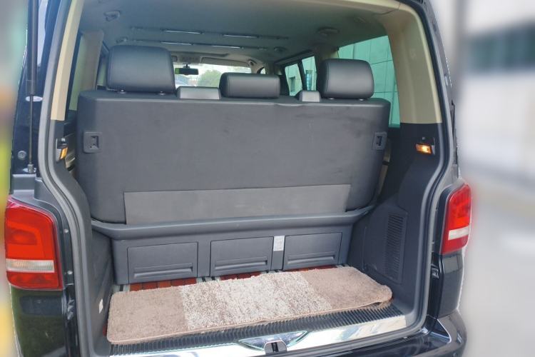 Used Volkswagen Multivan 2012 2.0 TSI Four-Wheel Drive Deluxe Edition Trunk