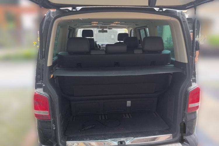 Used Volkswagen Multivan 2012 2.0 TSI Four-Wheel Drive Deluxe Edition Trunk
