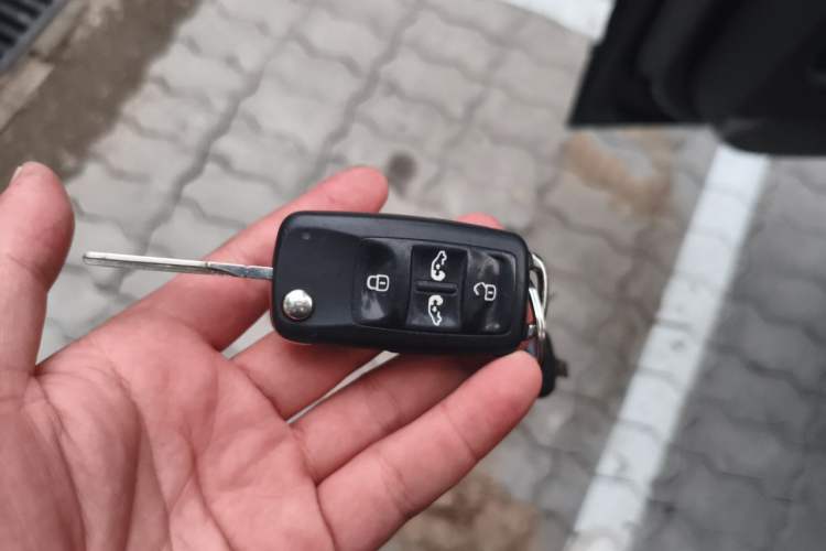 Used Volkswagen Multivan 2012 2.0 TSI Four-Wheel Drive Deluxe Edition Vehicle Key