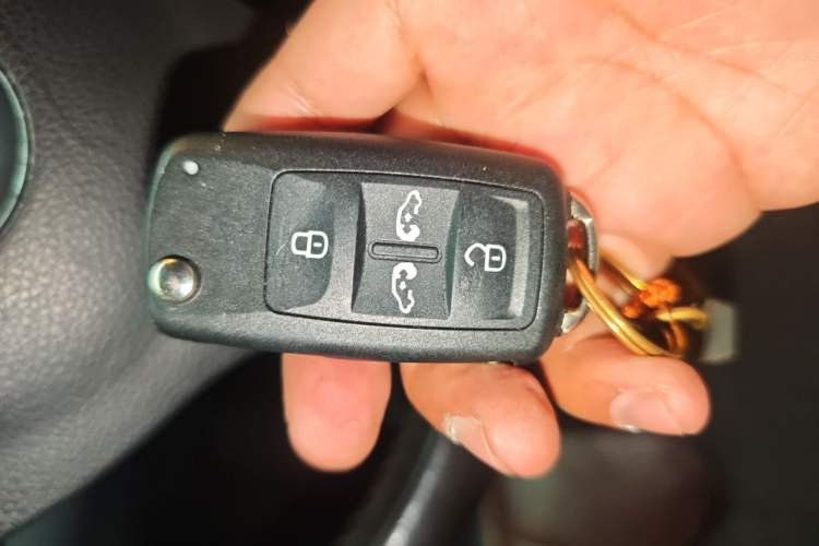 Used Volkswagen Multivan 2012 2.0 TSI Two-Wheel-Drive Luxury Edition Vehicle Key