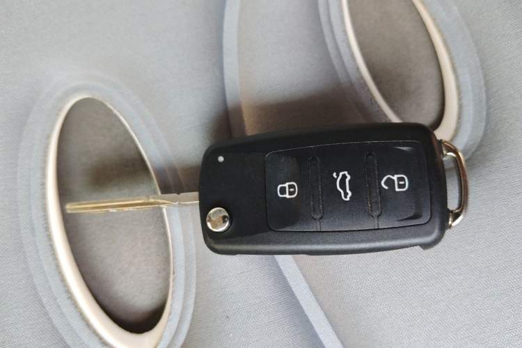 Used Volkswagen Multivan 2012 2.0 TSI Two-Wheel Drive Business Edition Vehicle Key