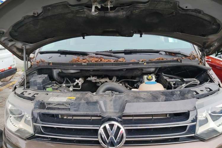 Used Volkswagen Multivan 2012 2.0 TSI Two-Wheel-Drive Luxury Edition Engine Bay