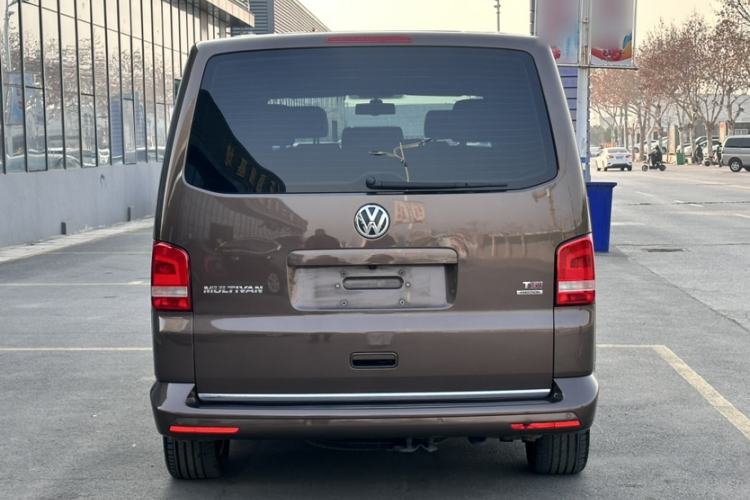 Used Volkswagen Multivan 2012 2.0 TSI Four-Wheel Drive Deluxe Edition Exterior 2