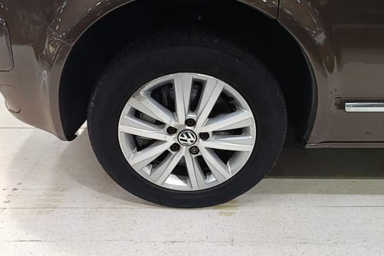 Used Volkswagen Multivan 2012 2.0 TSI Two-Wheel-Drive Luxury Edition Exterior 4