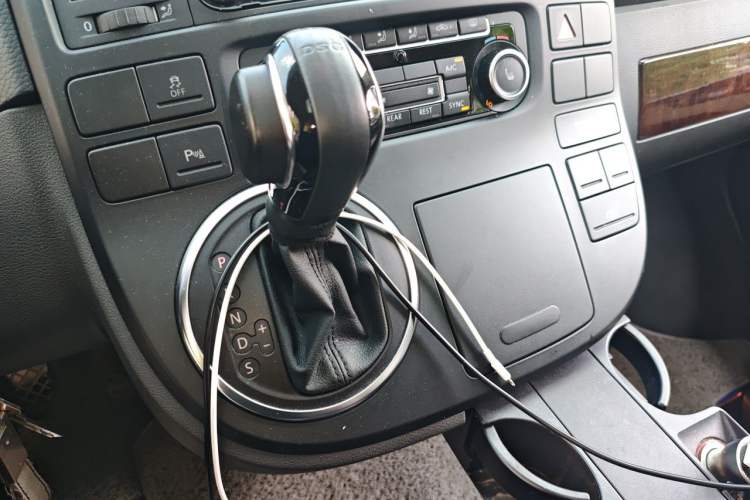 Used Volkswagen Multivan 2012 2.0 TSI Four-Wheel Drive Deluxe Edition Gear Lever