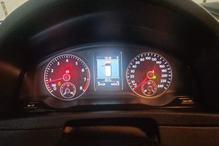 Used Volkswagen Multivan 2012 2.0 TSI Four-Wheel Drive Deluxe Edition Instrument Cluster