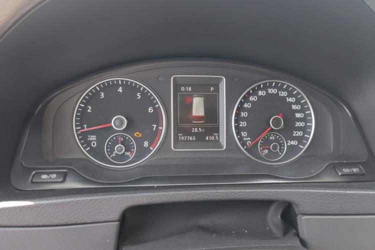 Used Volkswagen Multivan 2012 2.0 TSI Two-Wheel-Drive Luxury Edition Instrument Cluster