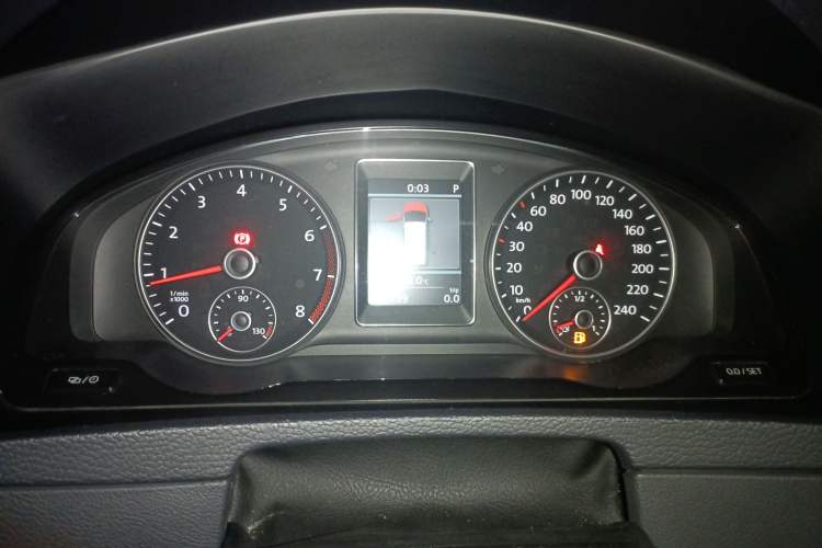 Used Volkswagen Multivan 2012 2.0 TSI Two-Wheel-Drive Luxury Edition Instrument Cluster