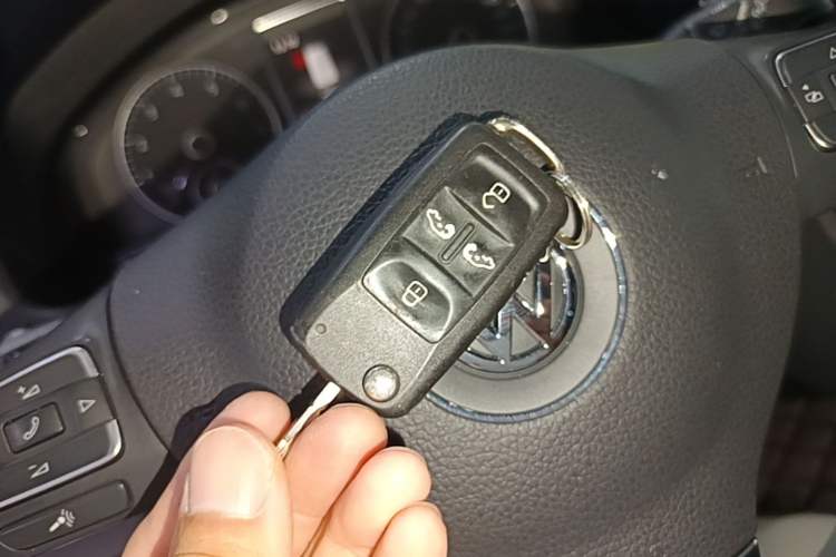 Used Volkswagen Multivan 2012 2.0 TSI Two-Wheel-Drive Luxury Edition Interior 1