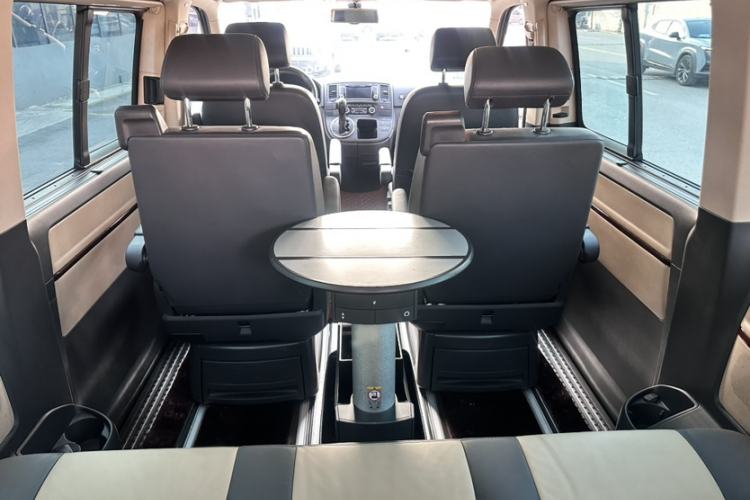 Used Volkswagen Multivan 2012 2.0 TSI Four-Wheel Drive Deluxe Edition Interior 14
