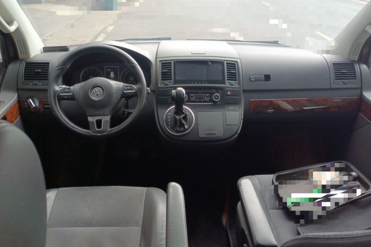 Used Volkswagen Multivan 2012 2.0 TSI Two-Wheel Drive Business Edition Interior 2