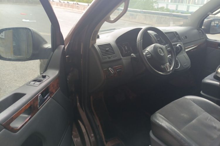 Used Volkswagen Multivan 2012 2.0 TSI Two-Wheel Drive Business Edition Interior 3