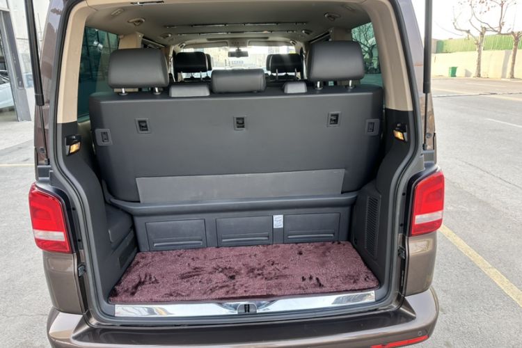 Used Volkswagen Multivan 2012 2.0 TSI Four-Wheel Drive Deluxe Edition Interior 5