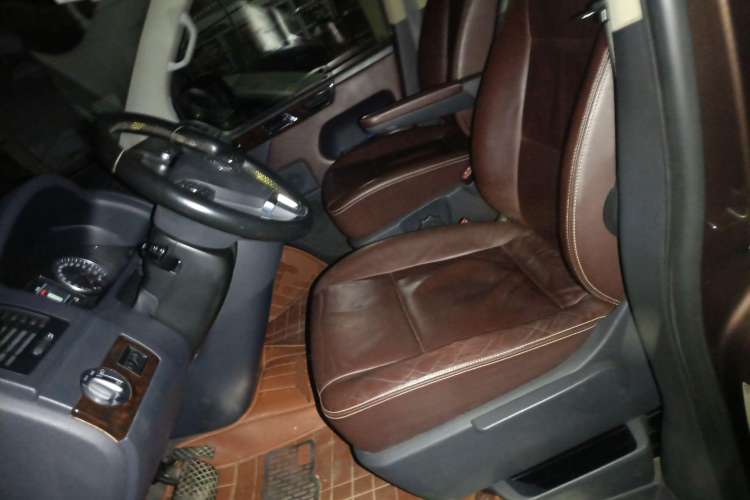Used Volkswagen Multivan 2012 2.0 TSI Two-Wheel-Drive Luxury Edition Left Front Seat
