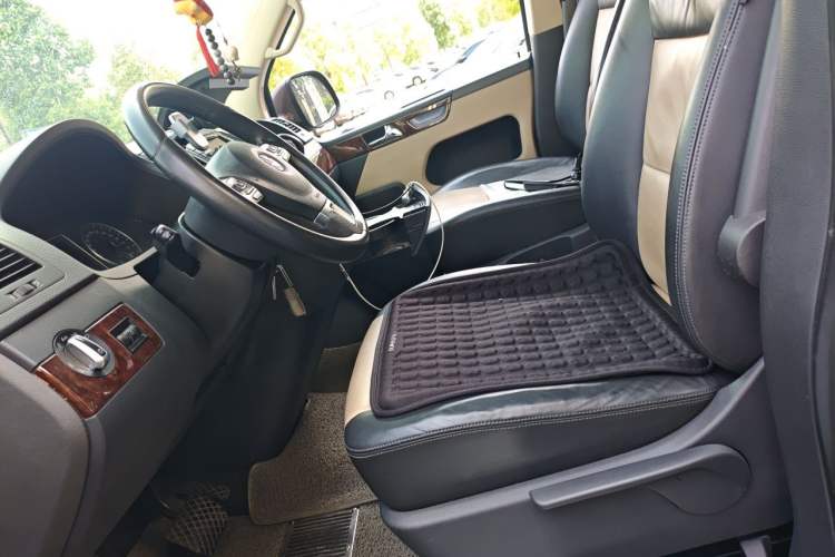 Used Volkswagen Multivan 2012 2.0 TSI Four-Wheel Drive Deluxe Edition Left Front Seat