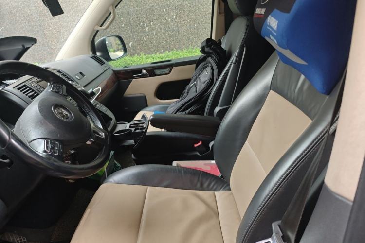 Used Volkswagen Multivan 2012 2.0 TSI Four-Wheel Drive Deluxe Edition Left Front Seat