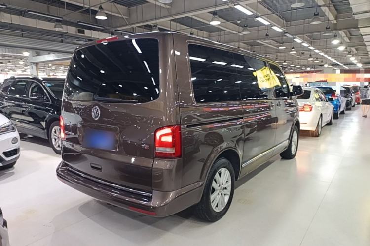 Used Volkswagen Multivan 2012 2.0 TSI Two-Wheel-Drive Luxury Edition Rear Right 45 Deg