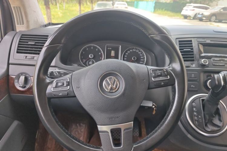 Used Volkswagen Multivan 2012 2.0 TSI Two-Wheel-Drive Luxury Edition Steering Wheel