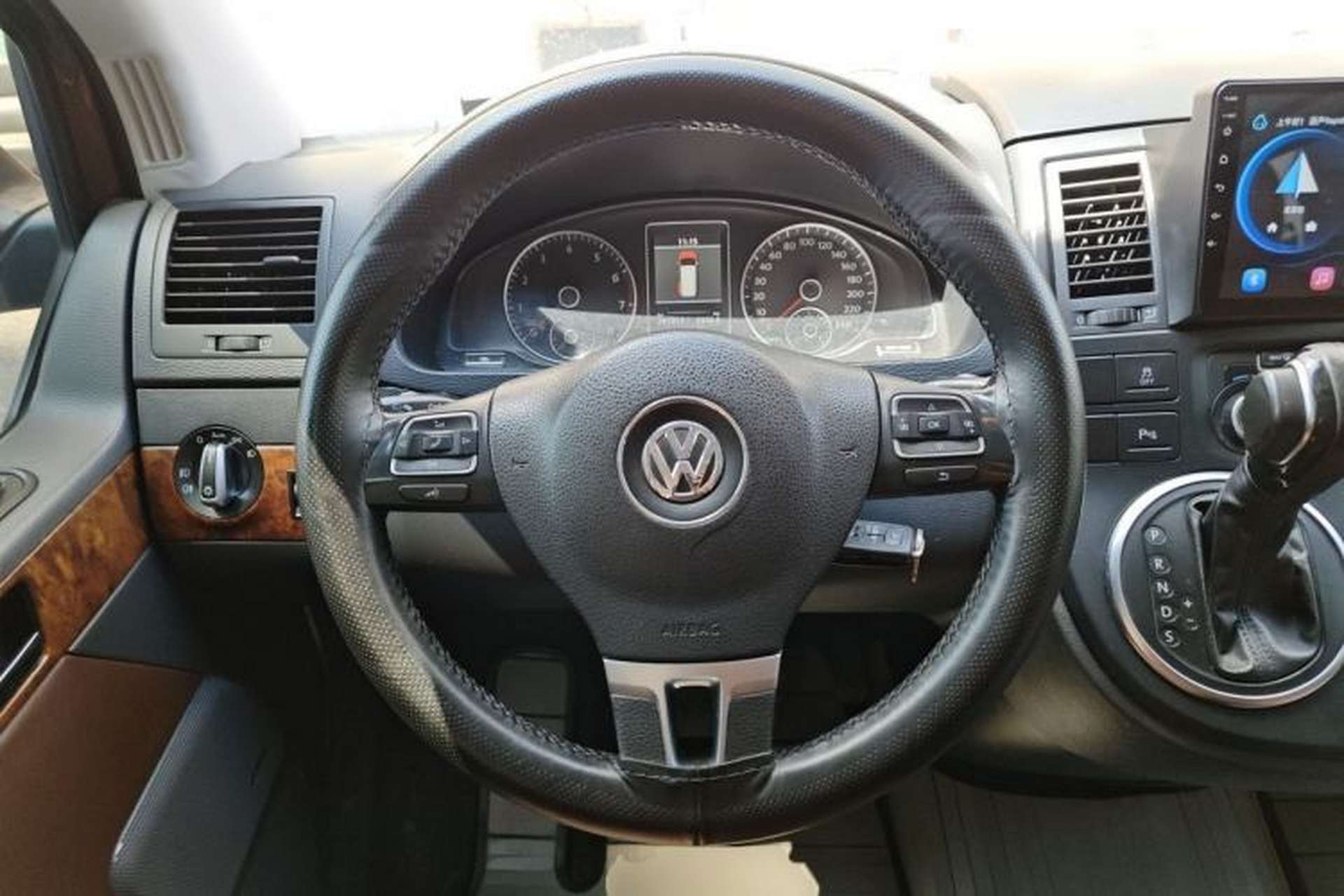 Used Volkswagen Multivan 2012 2.0 TSI Two-Wheel-Drive Luxury Edition Steering Wheel