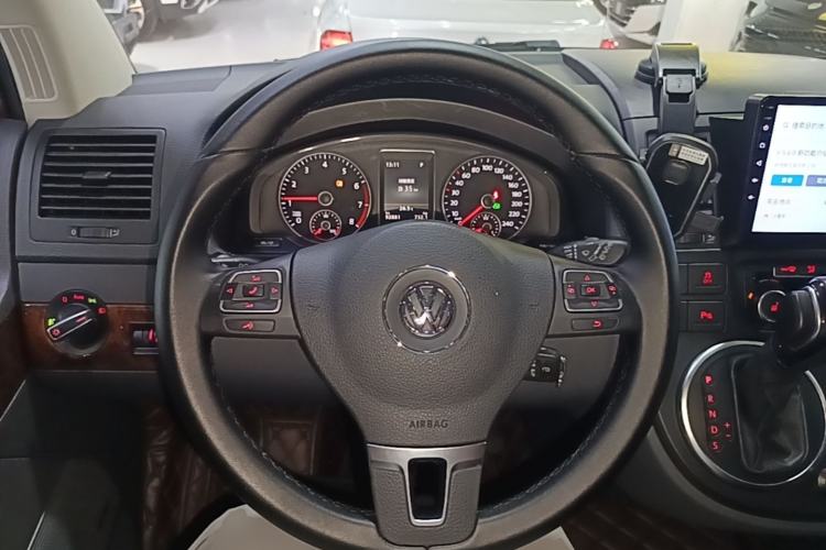 Used Volkswagen Multivan 2012 2.0 TSI Two-Wheel-Drive Luxury Edition Steering Wheel