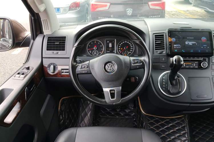 Used Volkswagen Multivan 2012 2.0 TSI Two-Wheel-Drive Luxury Edition Steering Wheel