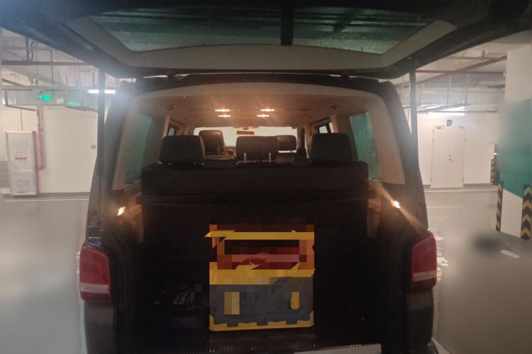 Used Volkswagen Multivan 2012 2.0 TSI Four-Wheel Drive Deluxe Edition Trunk