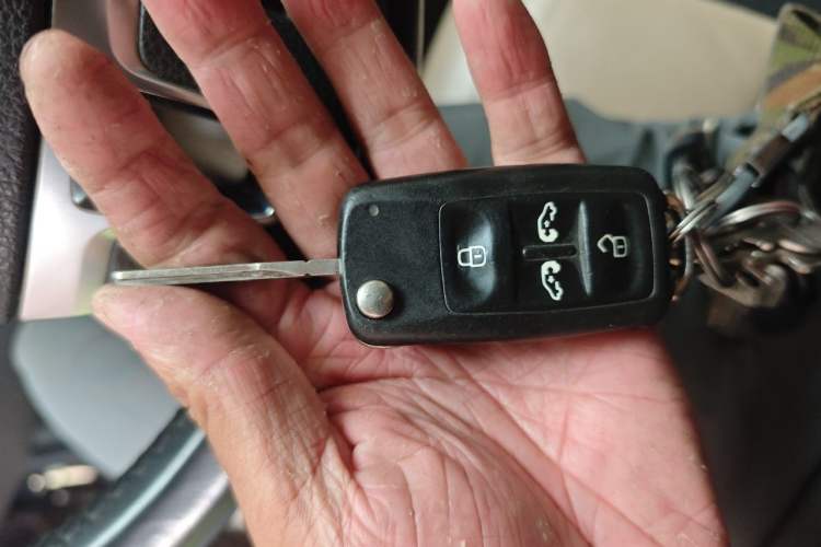 Used Volkswagen Multivan 2012 2.0 TSI Four-Wheel Drive Deluxe Edition Vehicle Key