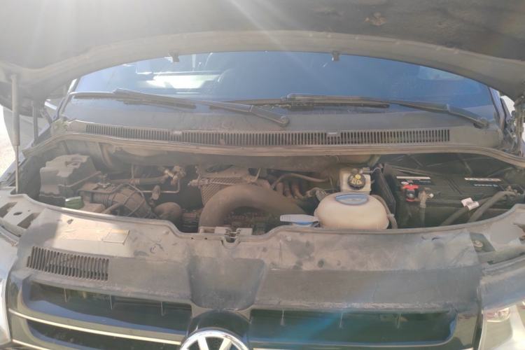 Used Volkswagen Multivan 2012 2.0 TSI Two-Wheel-Drive Luxury Edition Engine Bay