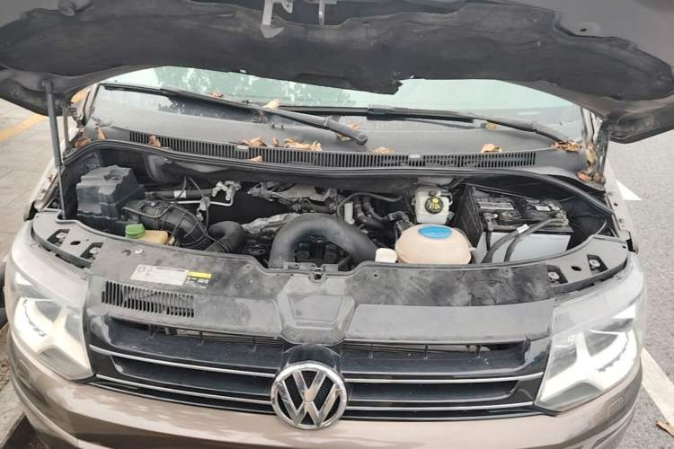 Used Volkswagen Multivan 2012 2.0 TSI Two-Wheel-Drive Luxury Edition Engine Bay