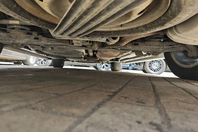 Used Volkswagen Multivan 2012 2.0 TSI Four-Wheel Drive Deluxe Edition Chassis Rear