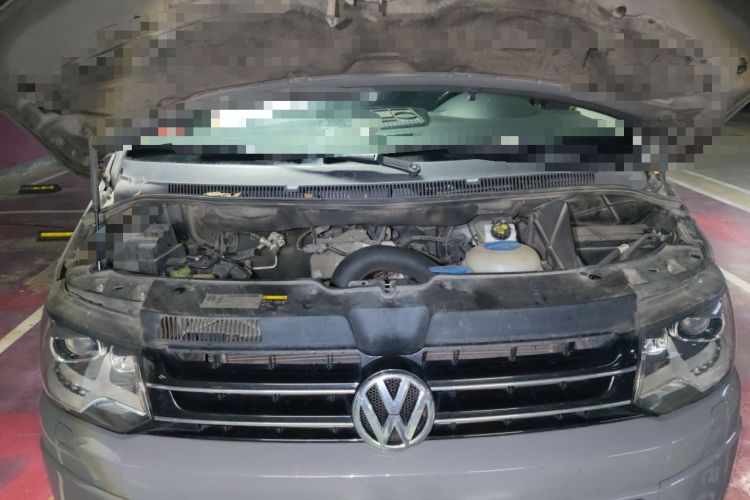 Used Volkswagen Multivan 2012 2.0 TSI Two-Wheel-Drive Luxury Edition Engine Bay