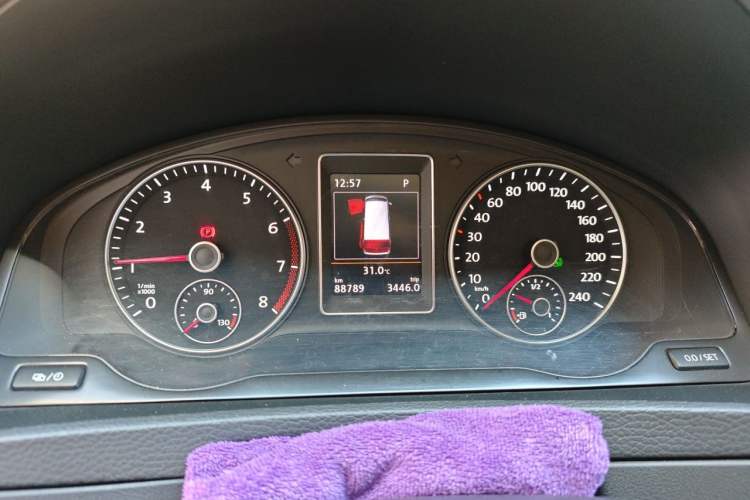 Used Volkswagen Multivan 2012 2.0 TSI Four-Wheel Drive Deluxe Edition Instrument Cluster