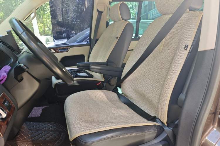 Used Volkswagen Multivan 2012 2.0 TSI Four-Wheel Drive Deluxe Edition Left Front Seat