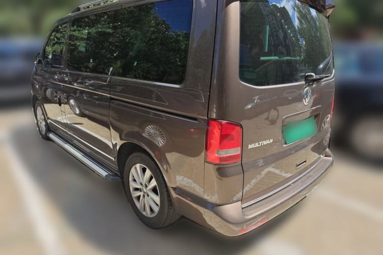 Used Volkswagen Multivan 2012 2.0 TSI Four-Wheel Drive Deluxe Edition Rear Left 45 Deg